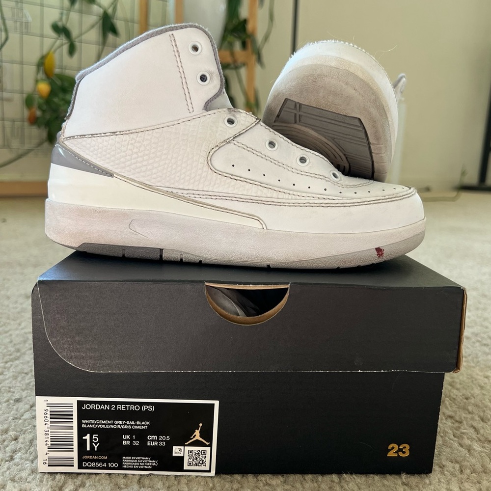 JORDAN 2 RETRO